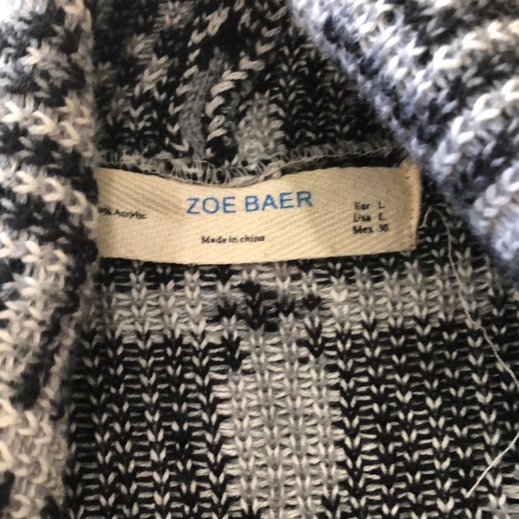 Beautiful warm cardigan - Picture 2 of 4